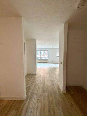 Blick ins Wohnzimmer 