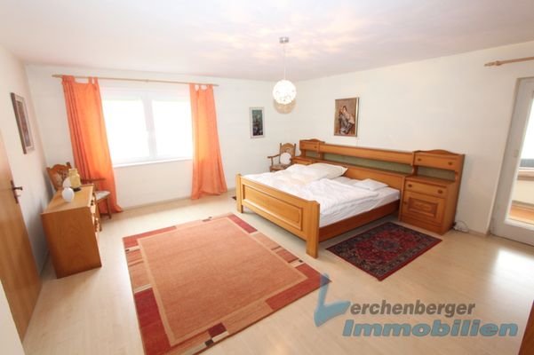 Schlafzimmer OG