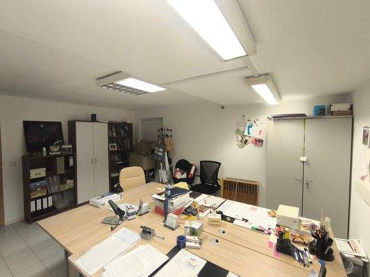 Büro 2.jpg