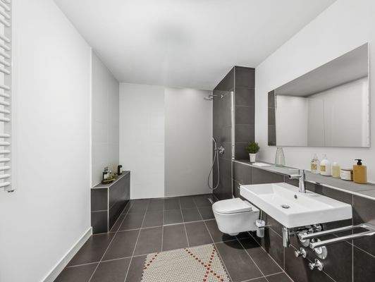 Badezimmer_Musterwohnung