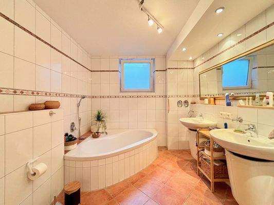 Badezimmer|Souterrain