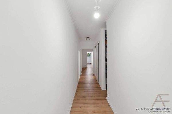 240427022_Flur_2_WEB