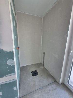 Bad Duschbereich (noch in Arbeit)