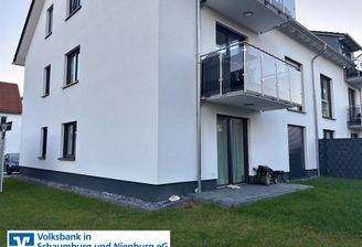 Erdgeschosswohnung mit Terrasse