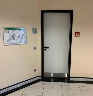 Eingang Sanitäranlage