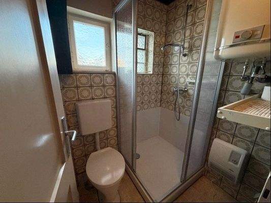 Duschbad im Erdgeschoss