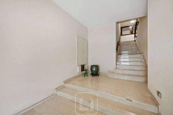 Gepflegtes Treppenhaus