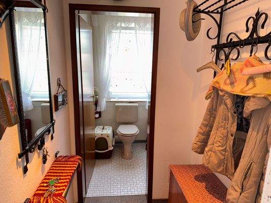 Garderobe und WC
