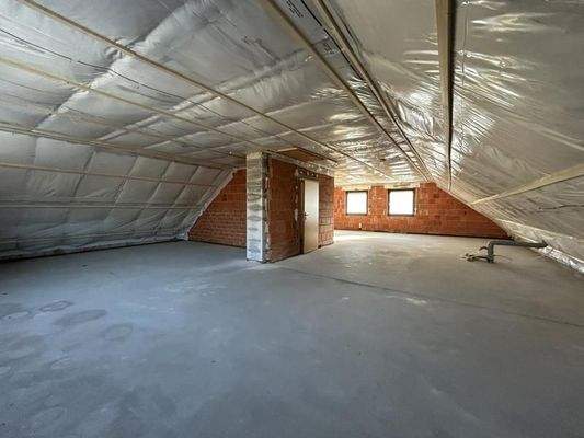 Dachgeschoss ausbaufähig