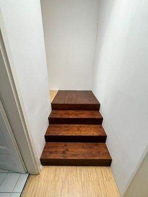 kl.Treppe_mit_4_Stufen