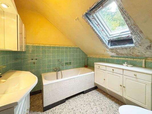 Badezimmer Dachgeschoss