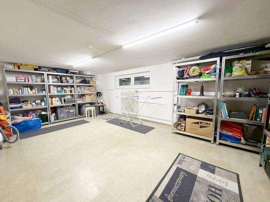 Kellerraum/Hobbyraum