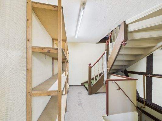 Kaiserstr. 1. OG Diele