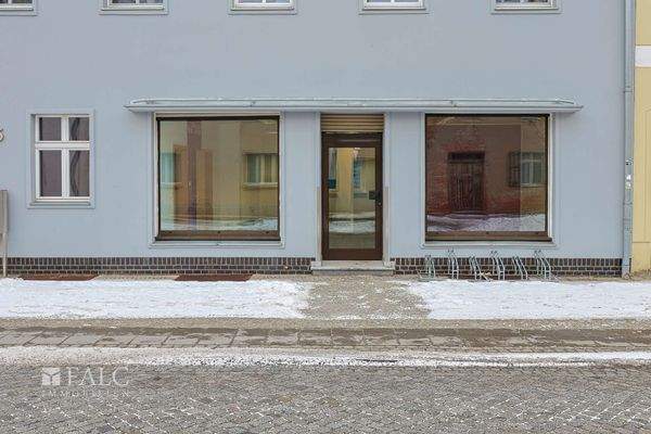 Schaufenster (Außenansicht)