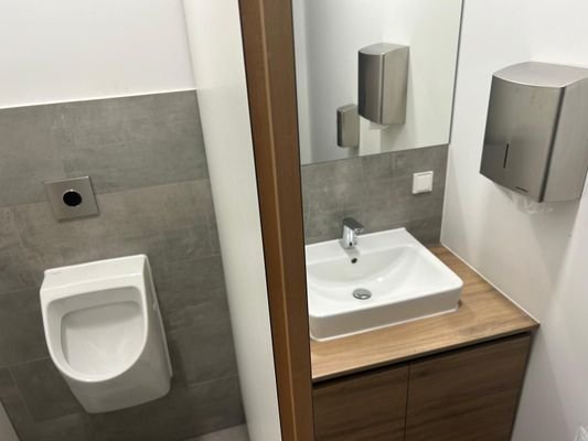 Getrennte Toiletten 