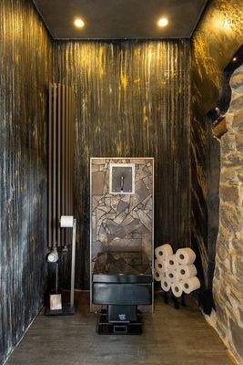 OG. Tageslichtbad, WC