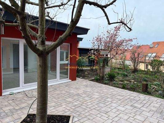 2,5 Zi.-Whg. im Nebengebäude