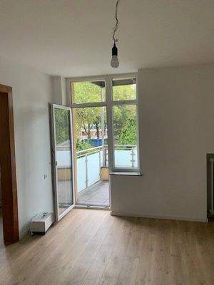 Wohnzimmer zur Terrasse.jpg