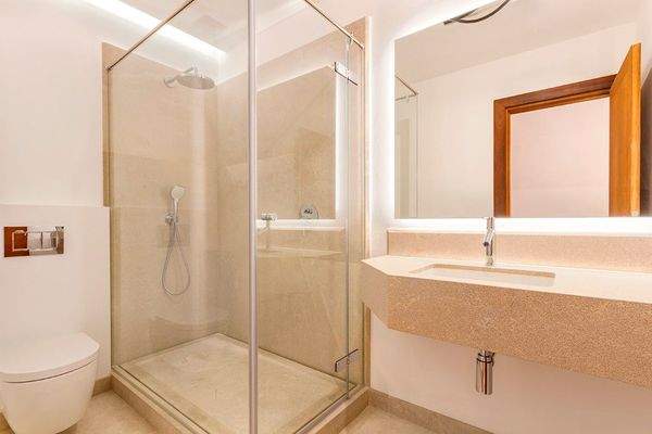 SWOPAL1565_1_10_Bathroom