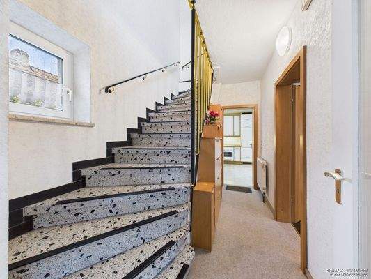 Flur / Diele Hauptgebäude