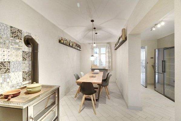 elegantes Haus im Zentrum von Canale –  Piemont