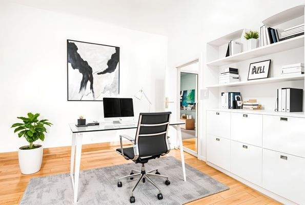 Arbeitszimmer virtuell gestagt