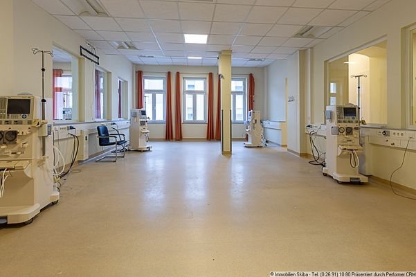 großer Praxis- oder Büroraum