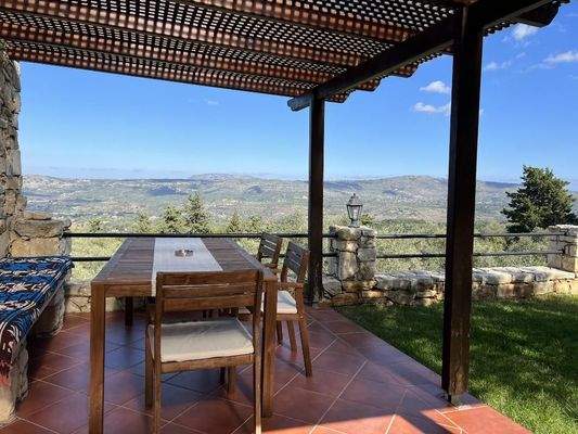 Kreta, Filippos: Villa mit Pool und atemberaubendem Blick zu verkaufen