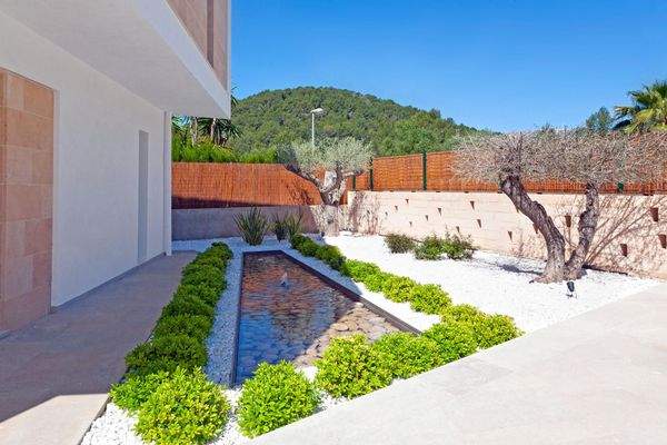 92ad6d42-f9b1-4f72-b8ae-c22e22495f70