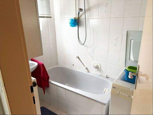 Tageslichtbad OG - Vorderhaus