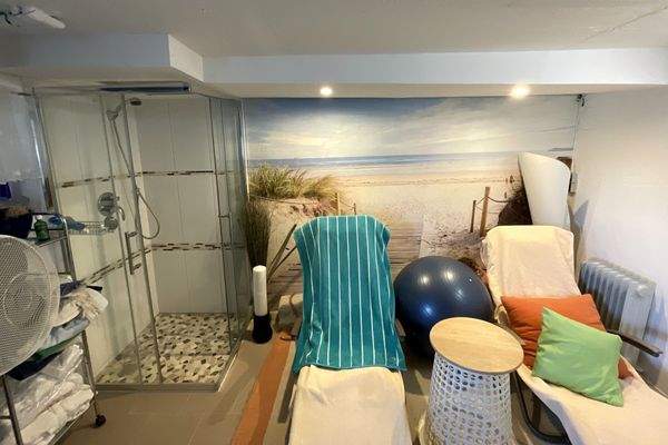 Ruheraum mit Dusche Kellergeschoss