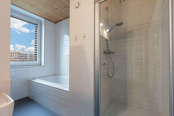 Badezimmer im Dachgeschoss