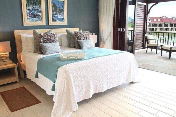 Clavis International