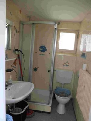 Dusche Gästezimmer.JPG