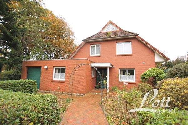 straßenseitige Ansicht