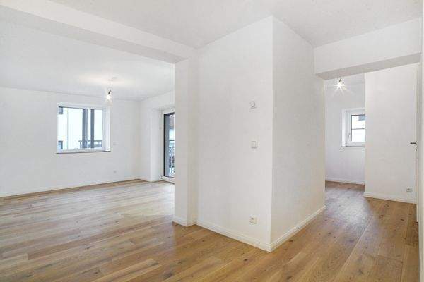 Offener Küchen-/ Wohn- und Essbereich