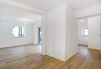 Offener Küchen-/ Wohn- und Essbereich