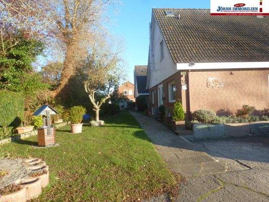 Zuwegung zum Haus 3B