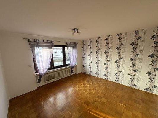 Schlafzimmer 1. OG rechts