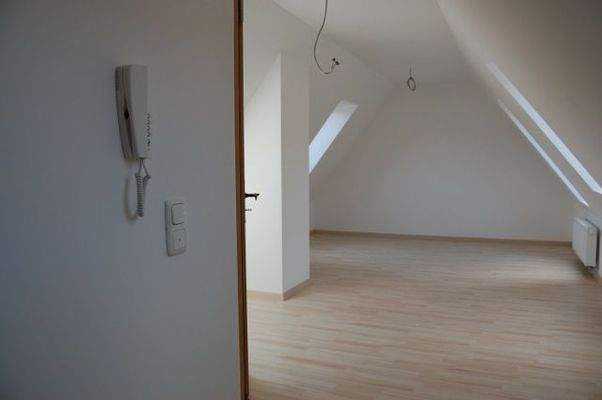 Studio Dachgeschoß.jpg