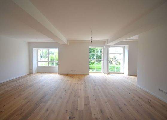 Blick zum Wohnzimmer.JPG