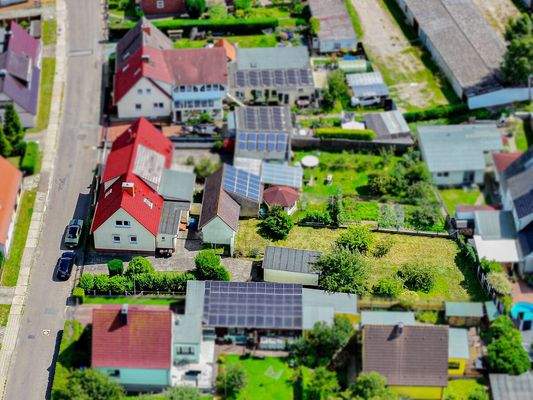 Tiefe Grundstückslage mit viel Raum hinter dem Haus