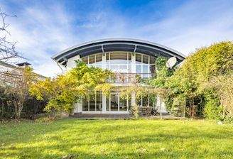 Hausansicht vom Garten