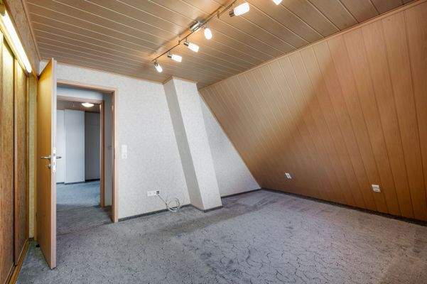 OG Schlafzimmer Ansicht 2