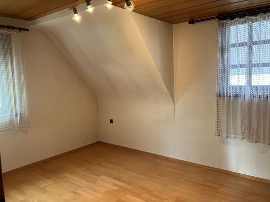 Schlafzimmer 1 DG