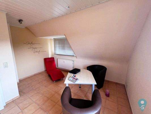 Innenansicht 6 Zimmer 3 DG