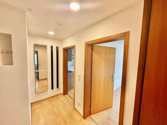 Flur 1.OG - Vorderhaus