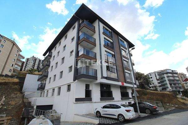 New Flats with Scenic Views and Easy Access in Çankaya Dikmen