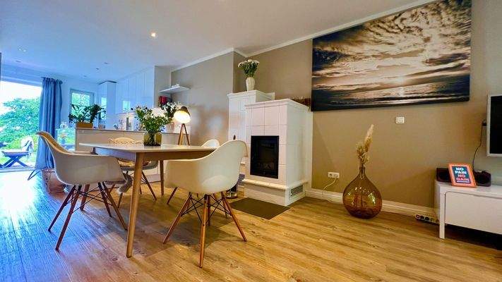 Essbereich mit Kaminofen