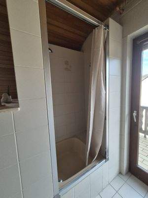 Bad 2.OG mit Dusche